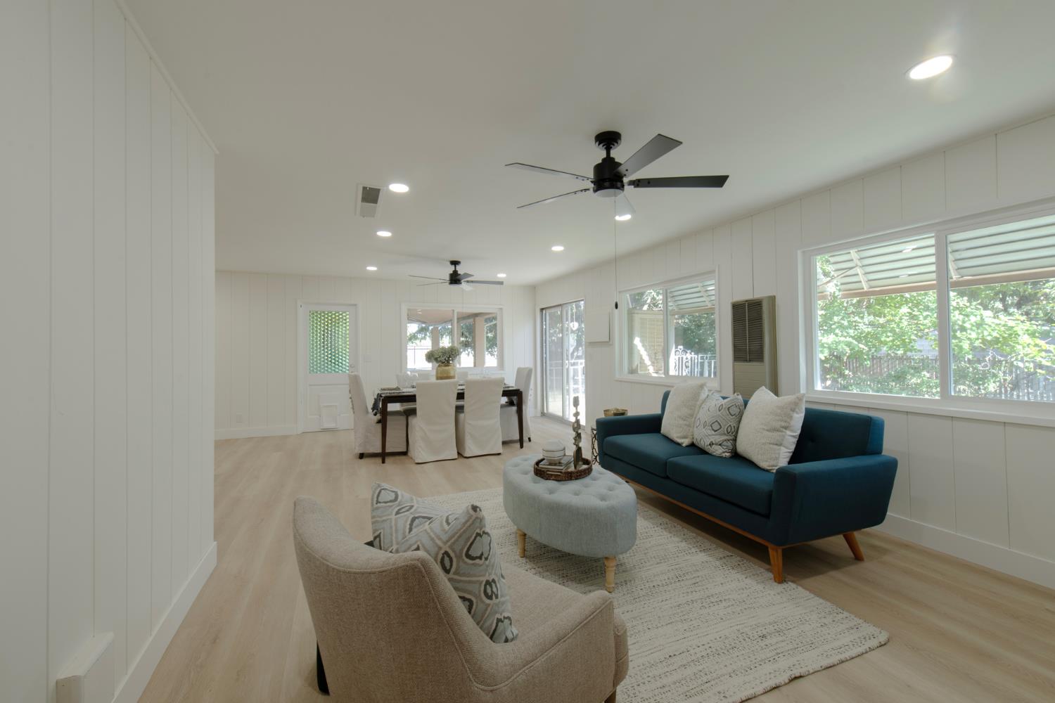 5494 E Dakota Ave, Fresno, CA 93727