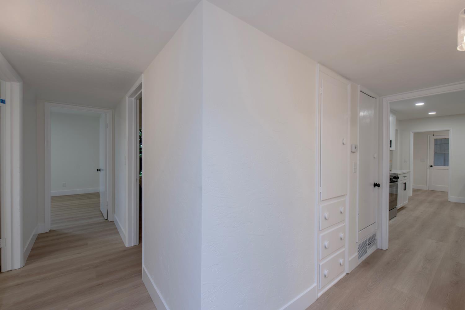 5494 E Dakota Ave, Fresno, CA 93727
