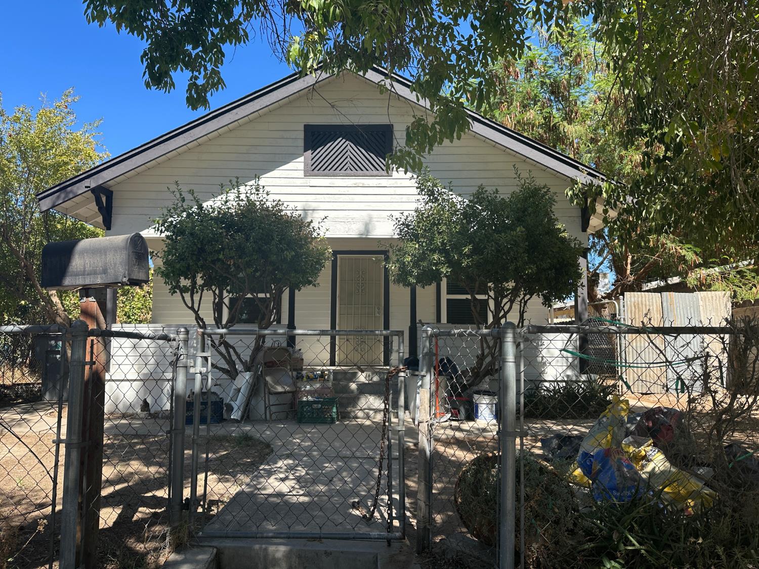 808 A St, Fresno, CA 93706