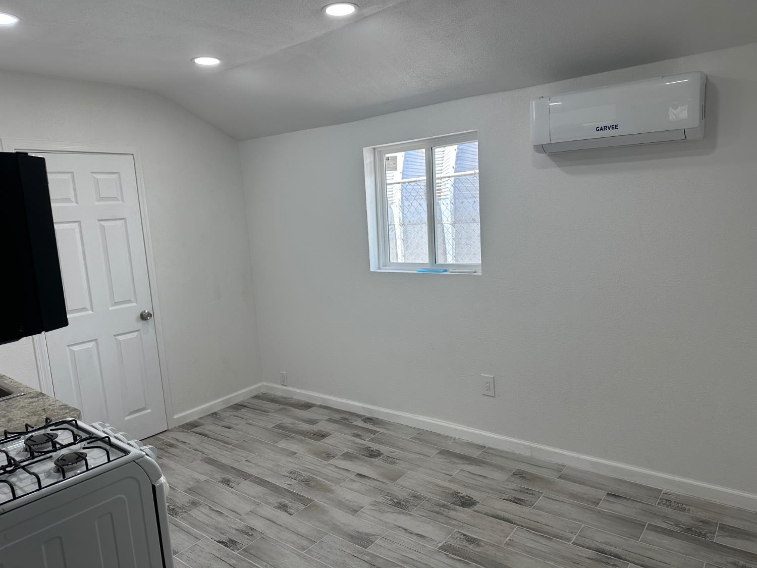 808 A St, Fresno, CA 93706