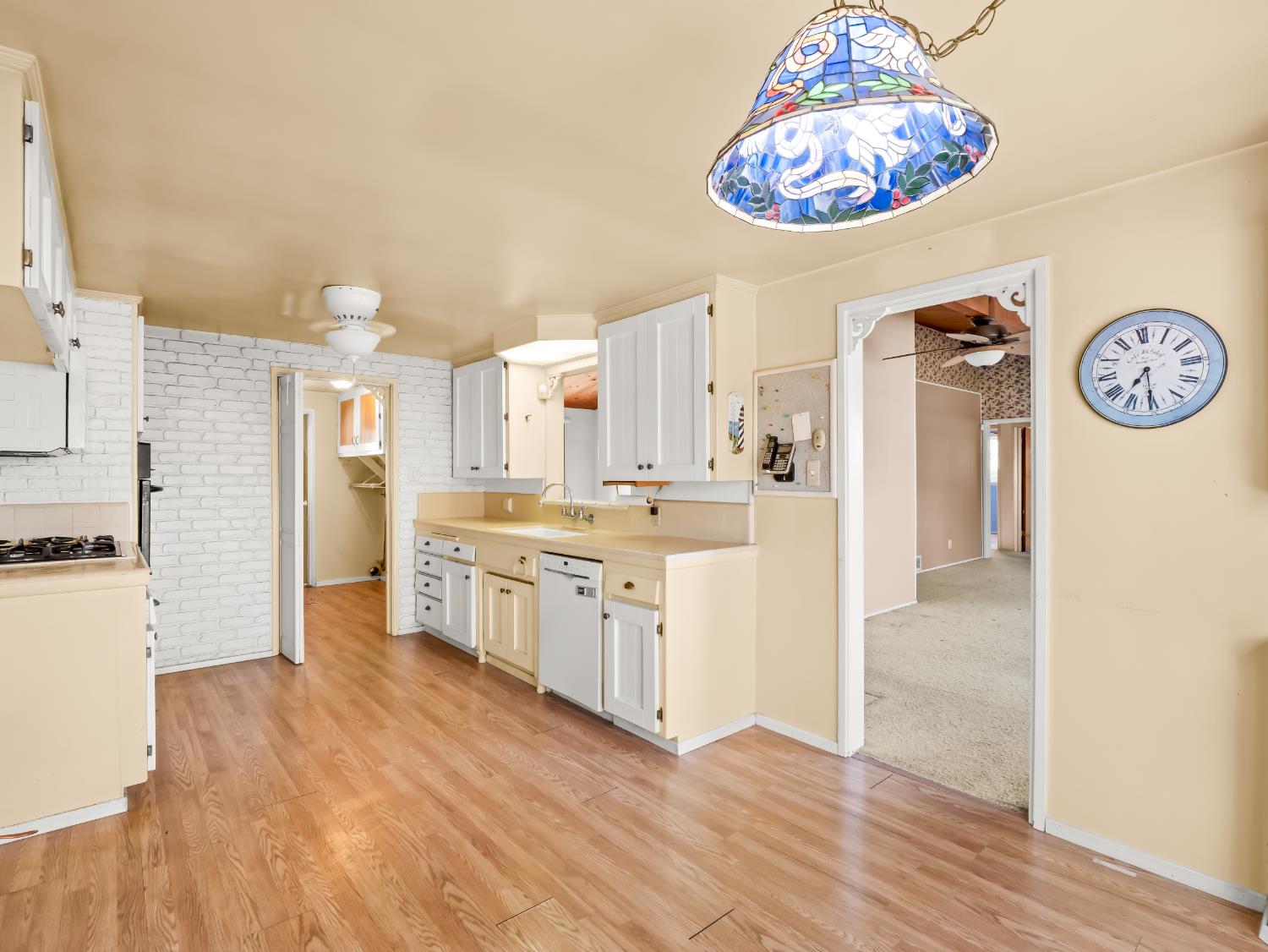 2702 Blade Ave, Bakersfield, CA 93306