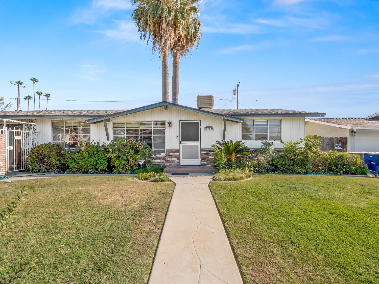 2702 Blade Ave, Bakersfield, CA 93306