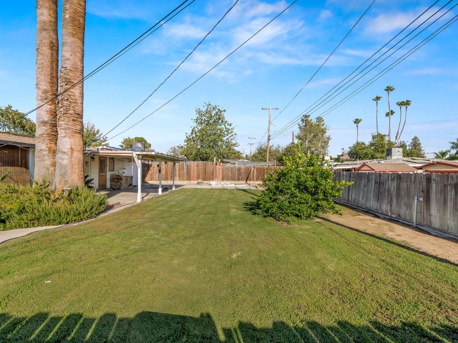 2702 Blade Ave, Bakersfield, CA 93306
