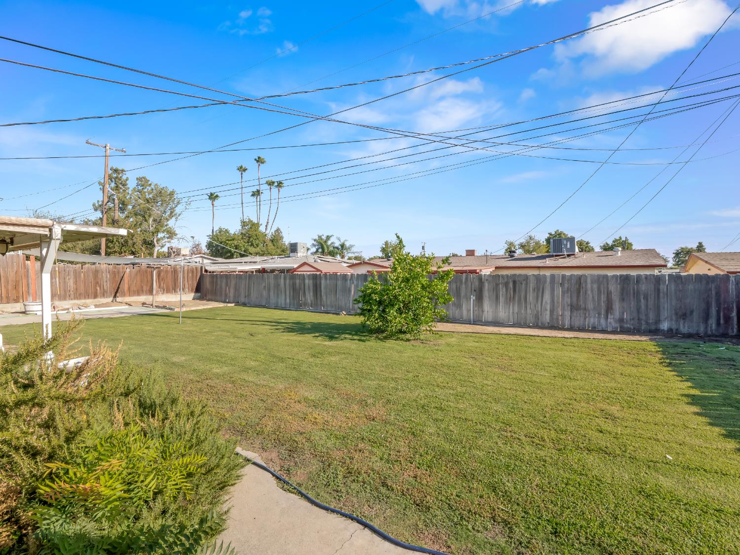 2702 Blade Ave, Bakersfield, CA 93306