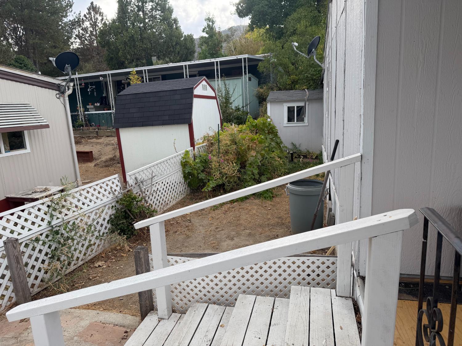 39678 Road 425 B #81, Oakhurst, CA 93644