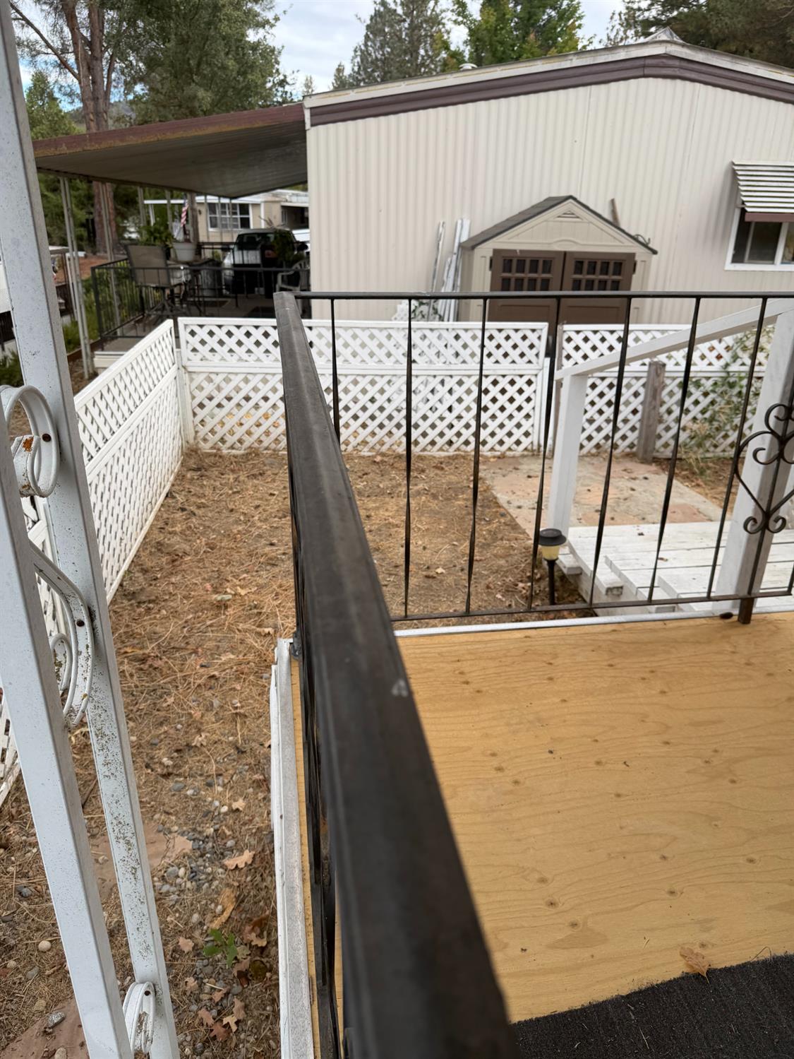 39678 Road 425 B #81, Oakhurst, CA 93644