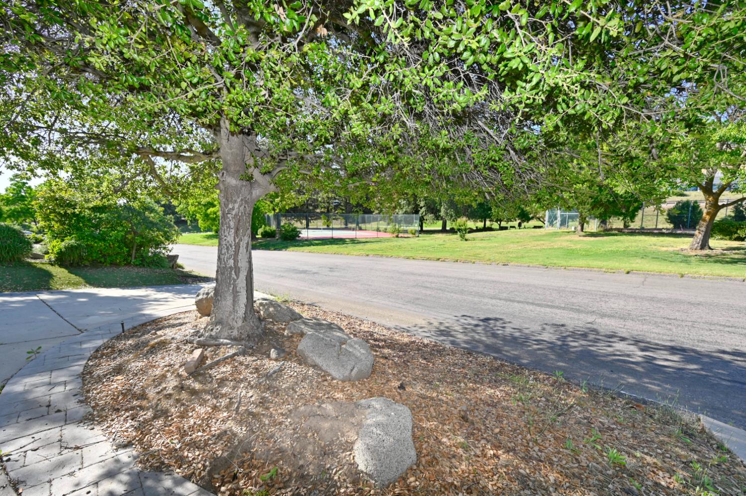 21678 Eastmere Ln, Friant, CA 93626