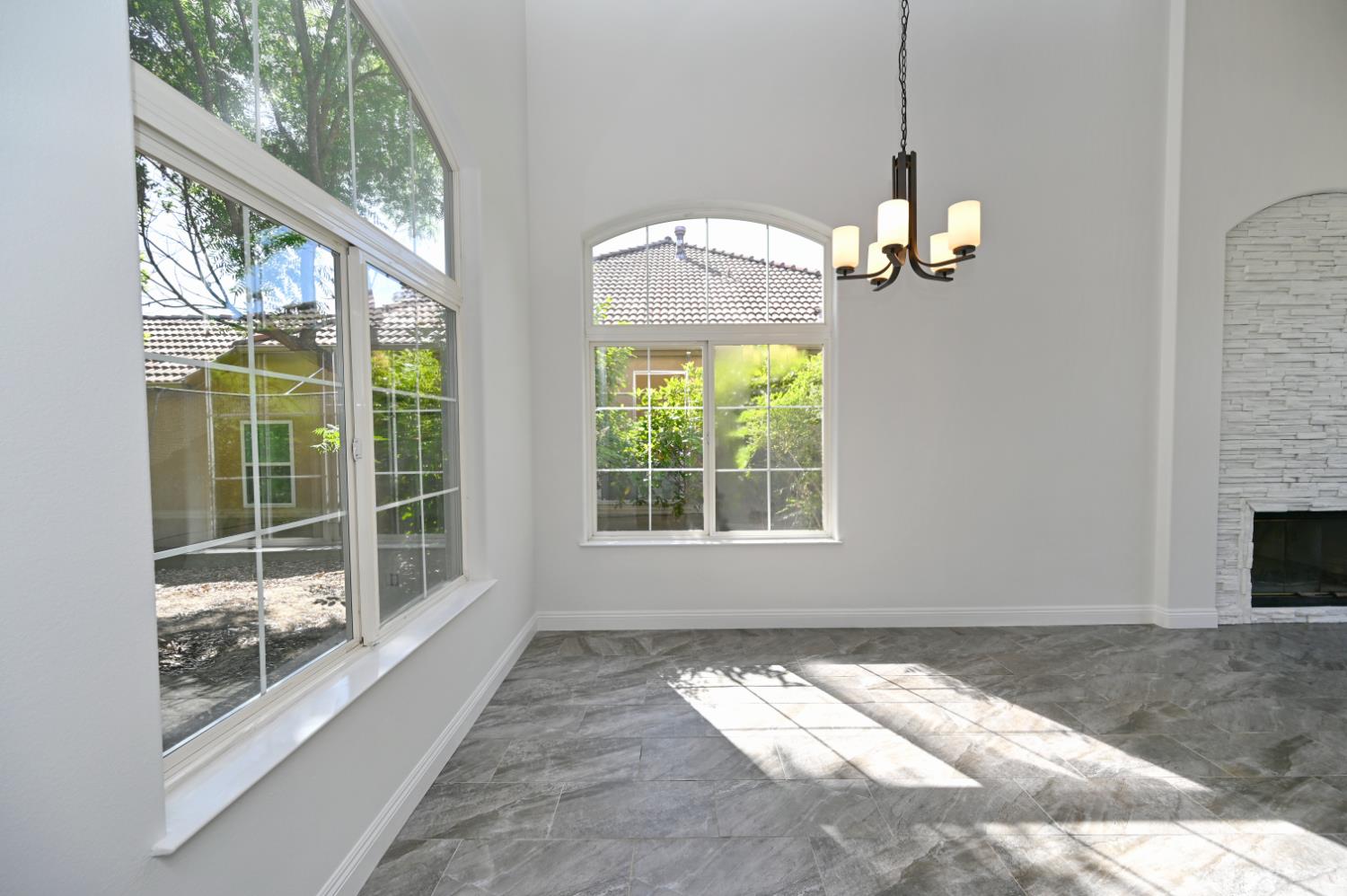 21678 Eastmere Ln, Friant, CA 93626