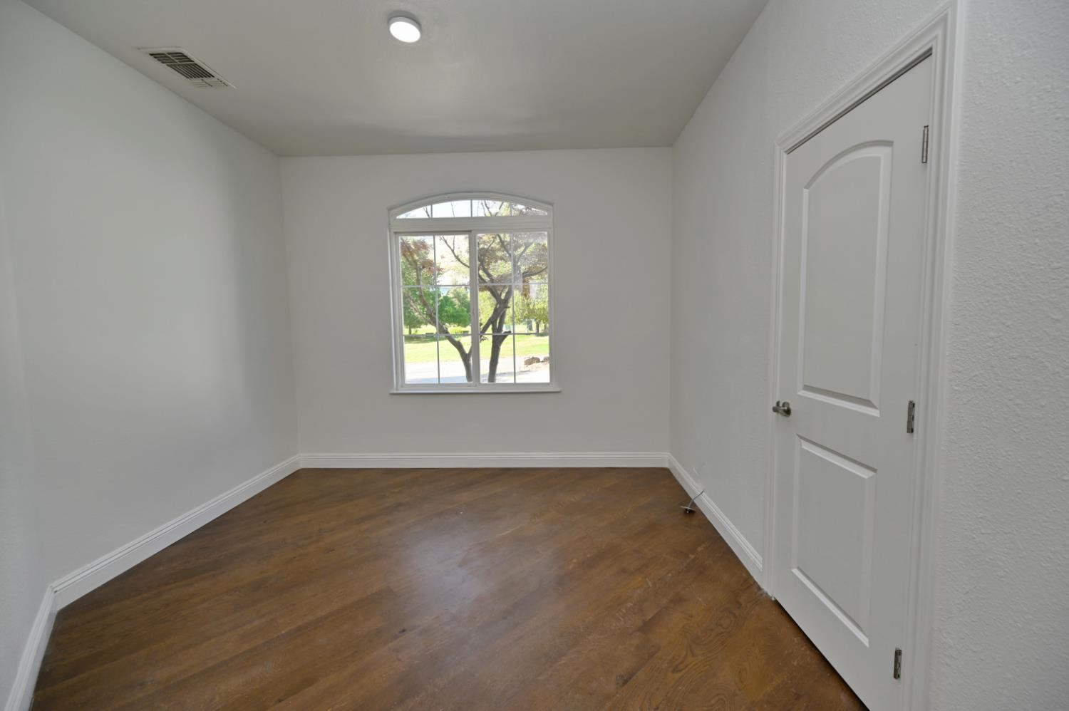 21678 Eastmere Ln, Friant, CA 93626