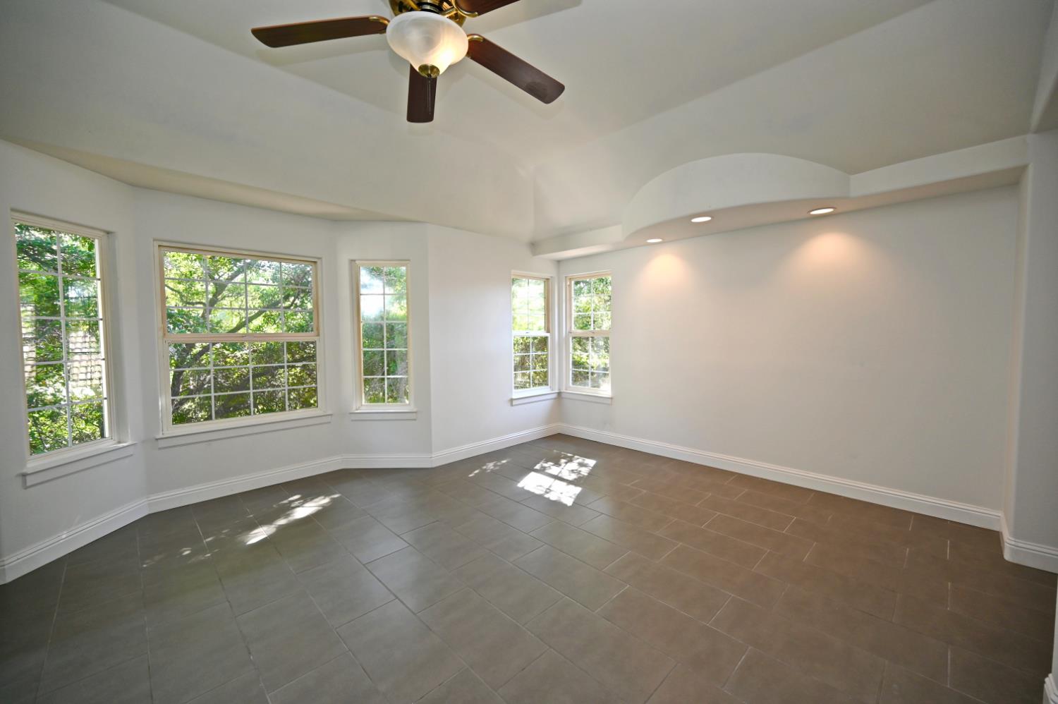 21678 Eastmere Ln, Friant, CA 93626