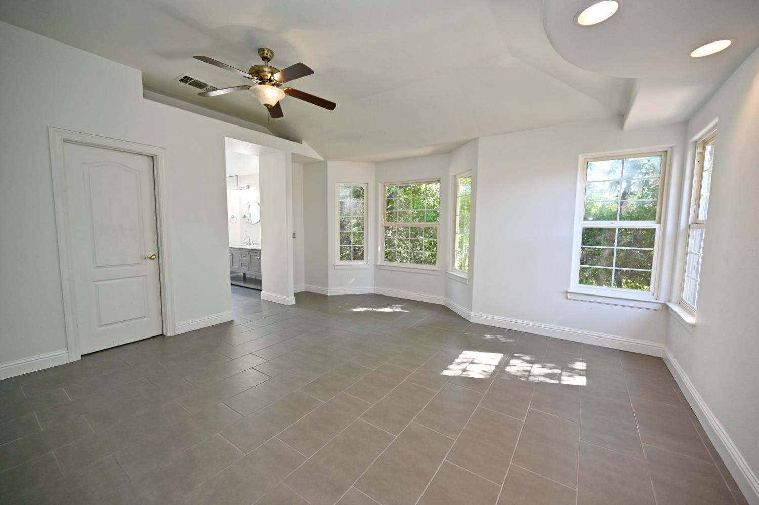 21678 Eastmere Ln, Friant, CA 93626