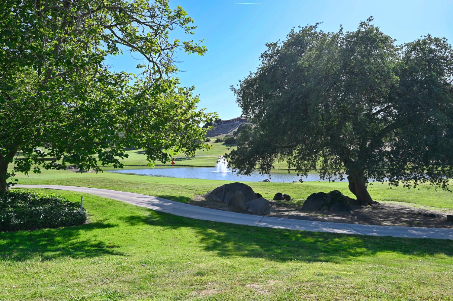 21678 Eastmere Ln, Friant, CA 93626