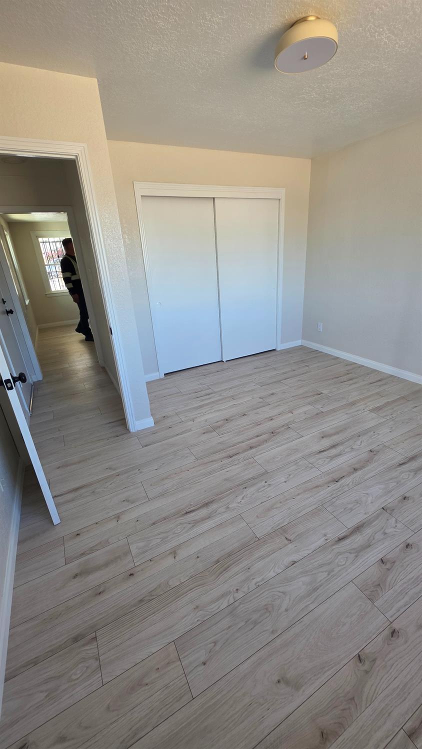 4163 E Clay Ave, Fresno, CA 93702