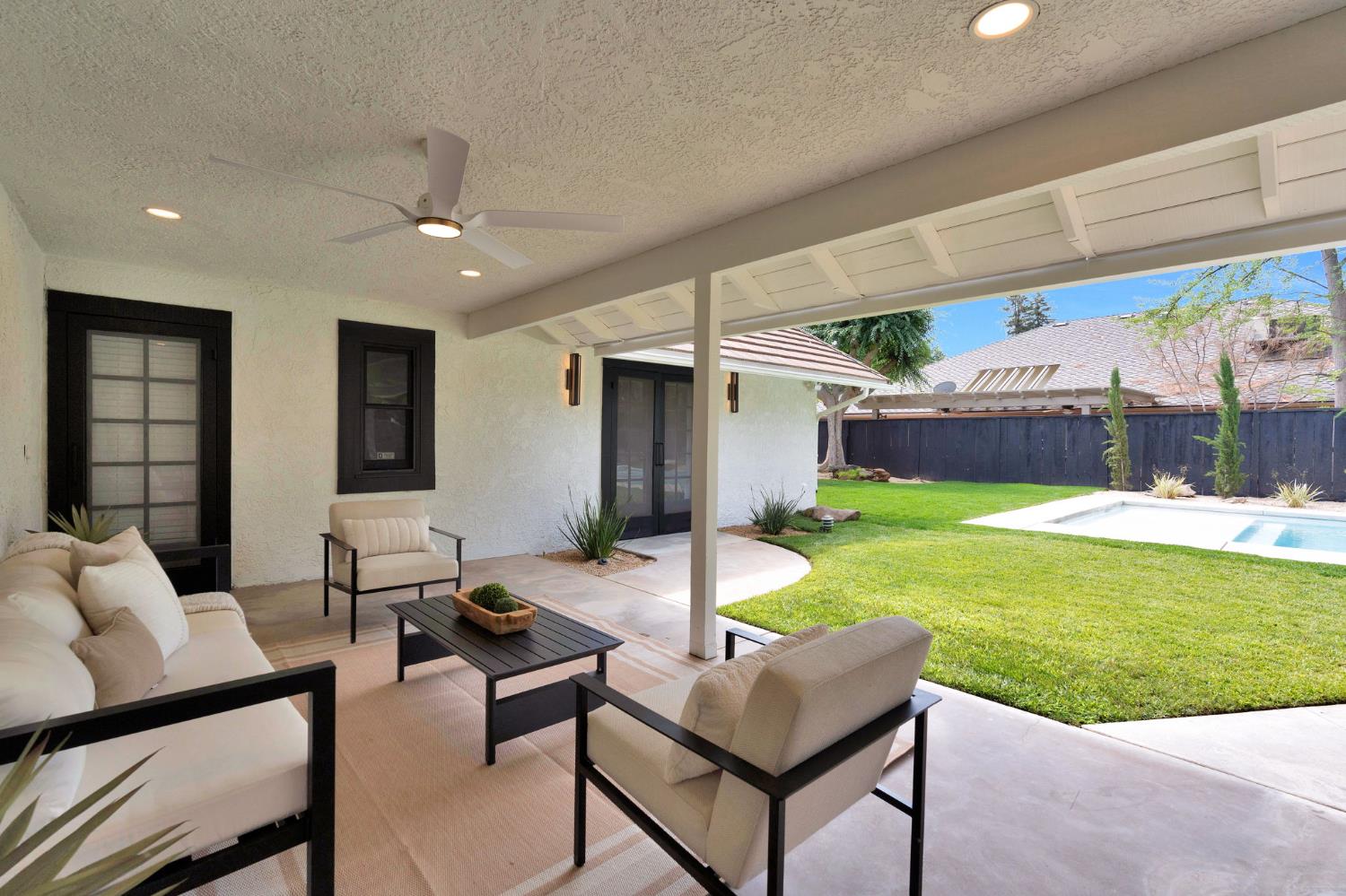 3737 W Minarets Ave, Fresno, CA 93711