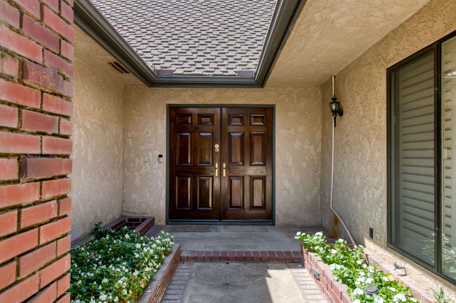 2555 W Bluff Ave #139, Fresno, CA 93711