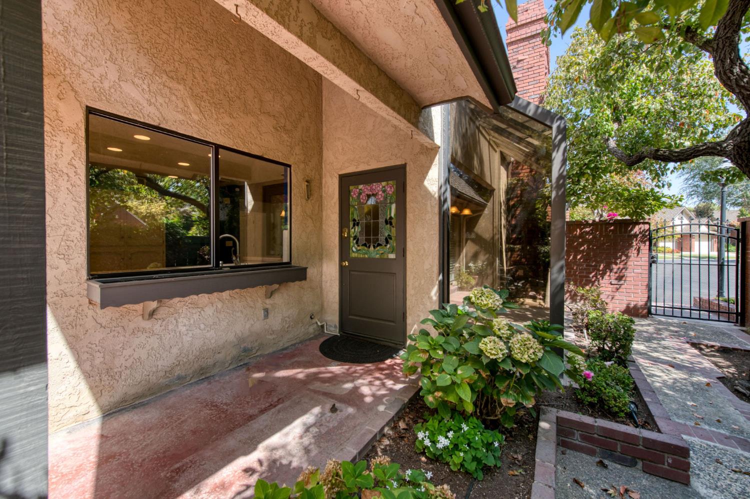 2555 W Bluff Ave #139, Fresno, CA 93711
