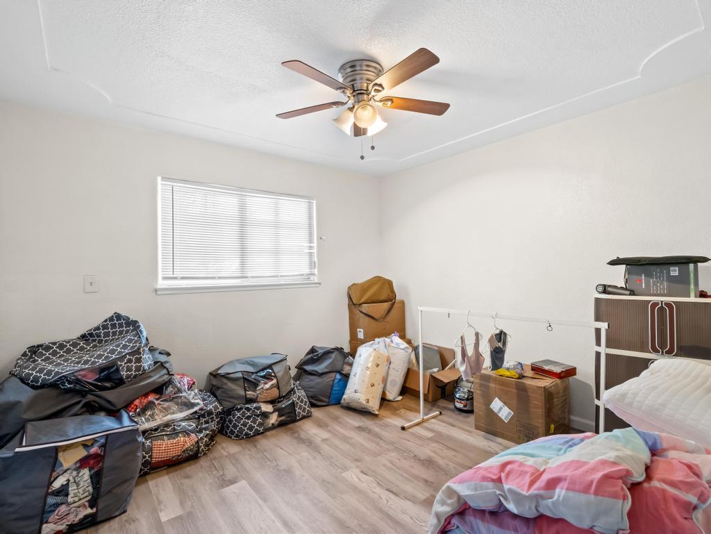 4746 E Woodward Ave, Fresno, CA 93702