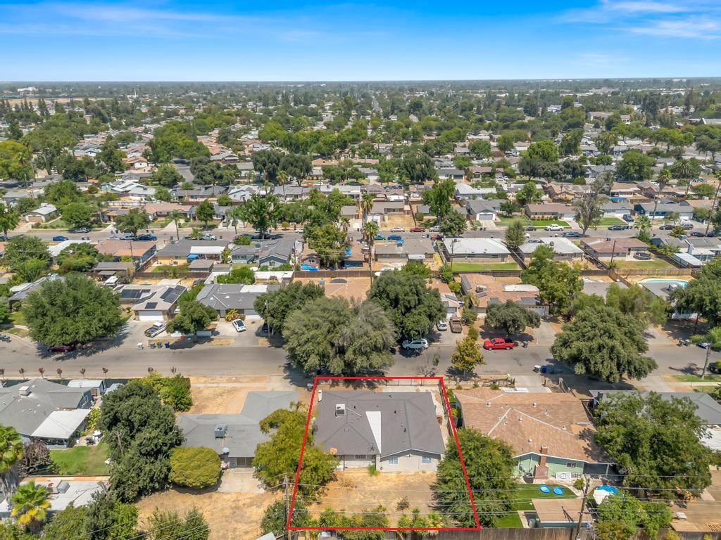 4746 E Woodward Ave, Fresno, CA 93702