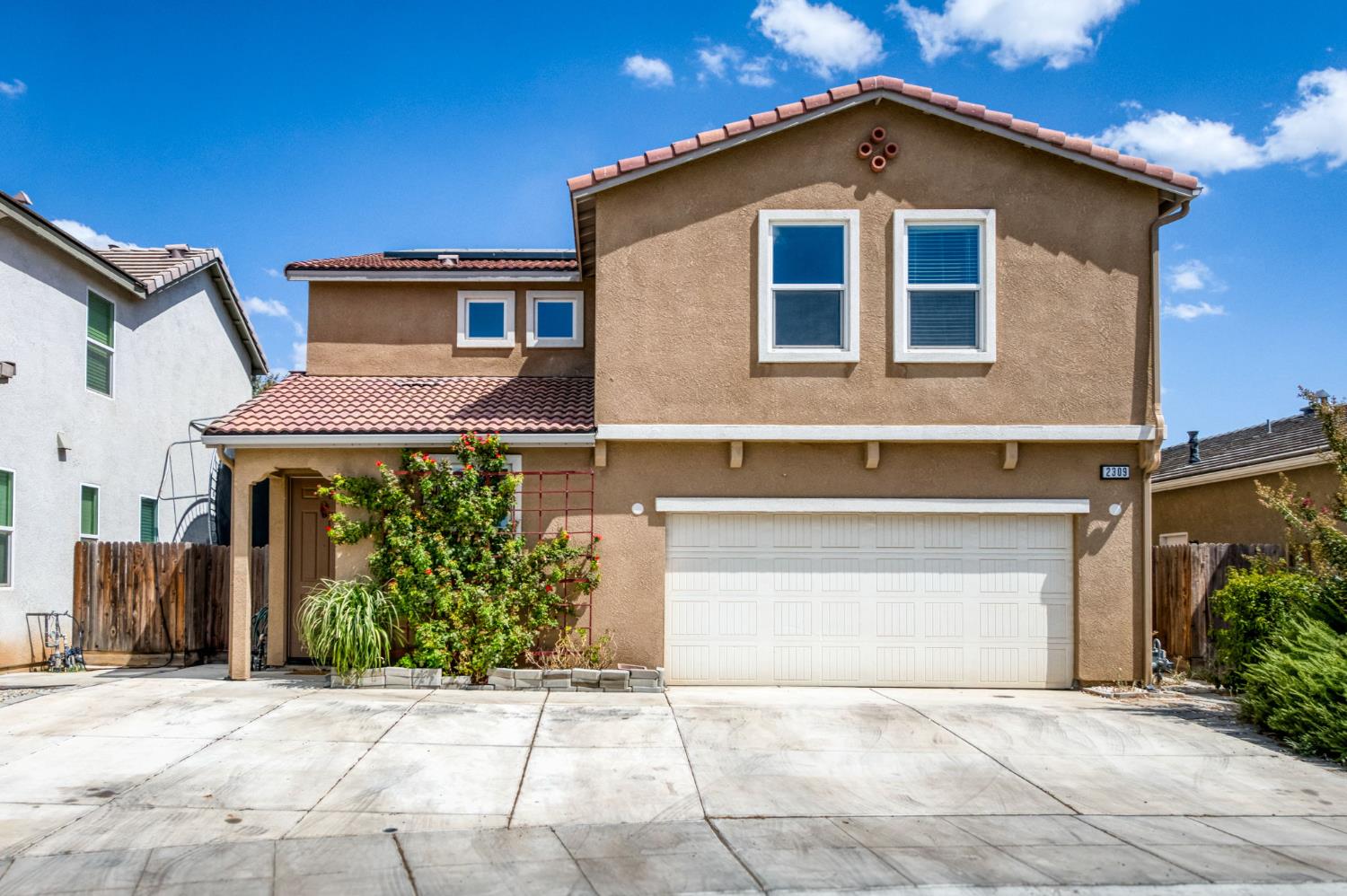 2309 S Justin Ave, Fresno, CA 93725