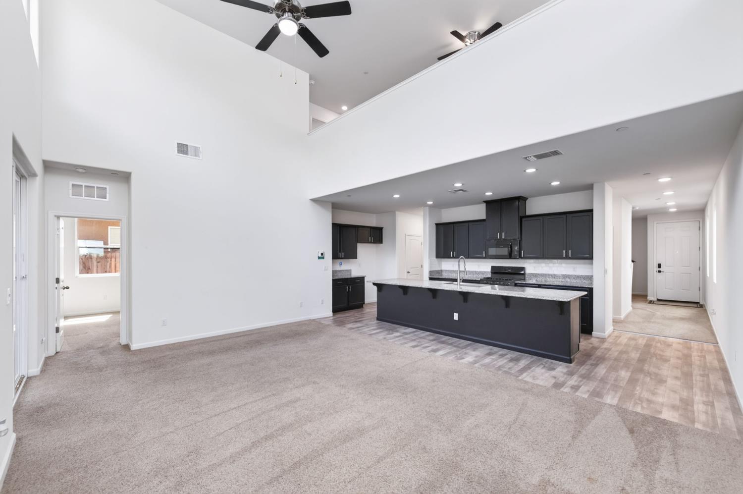 2309 S Justin Ave, Fresno, CA 93725