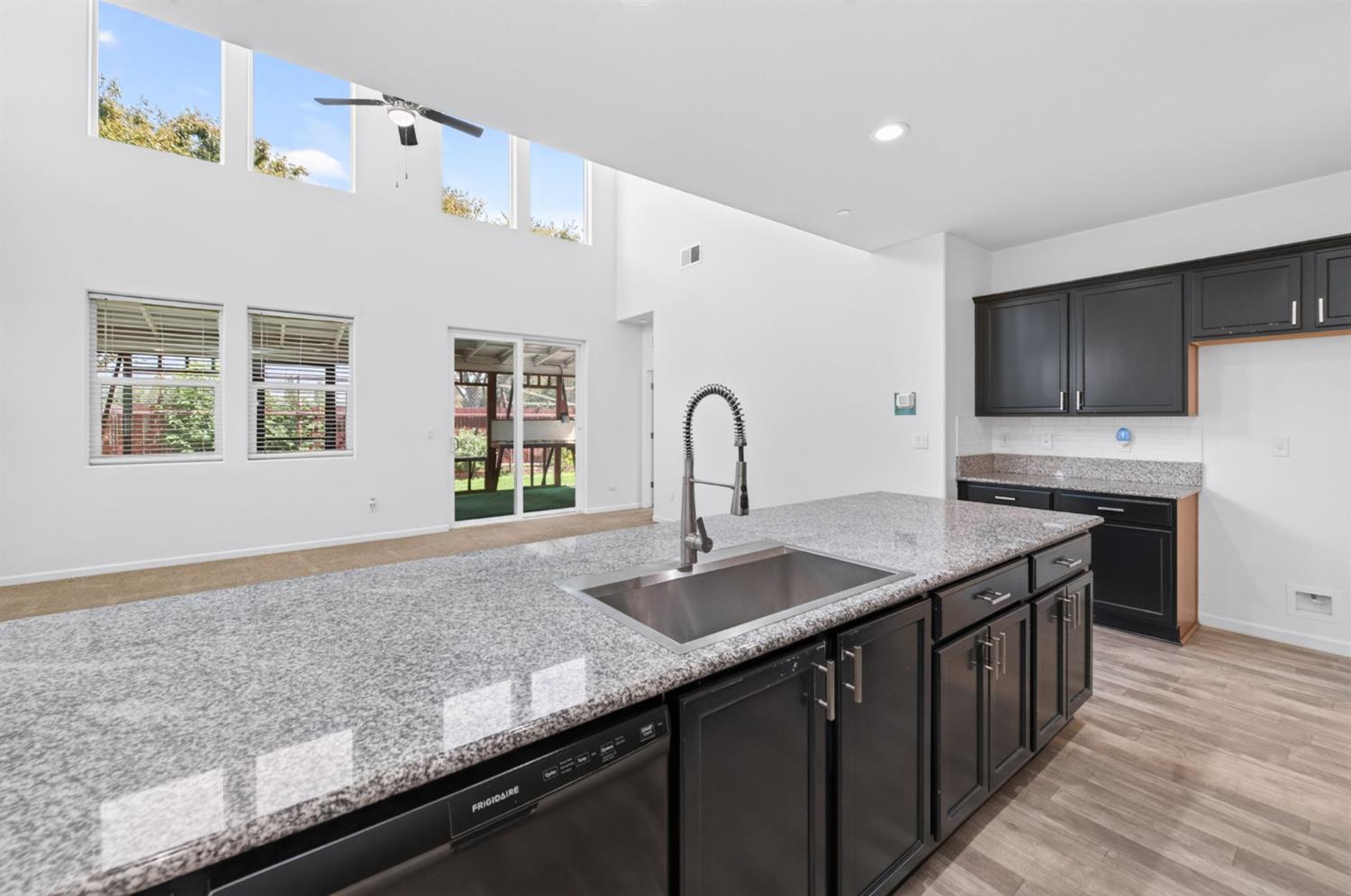 2309 S Justin Ave, Fresno, CA 93725