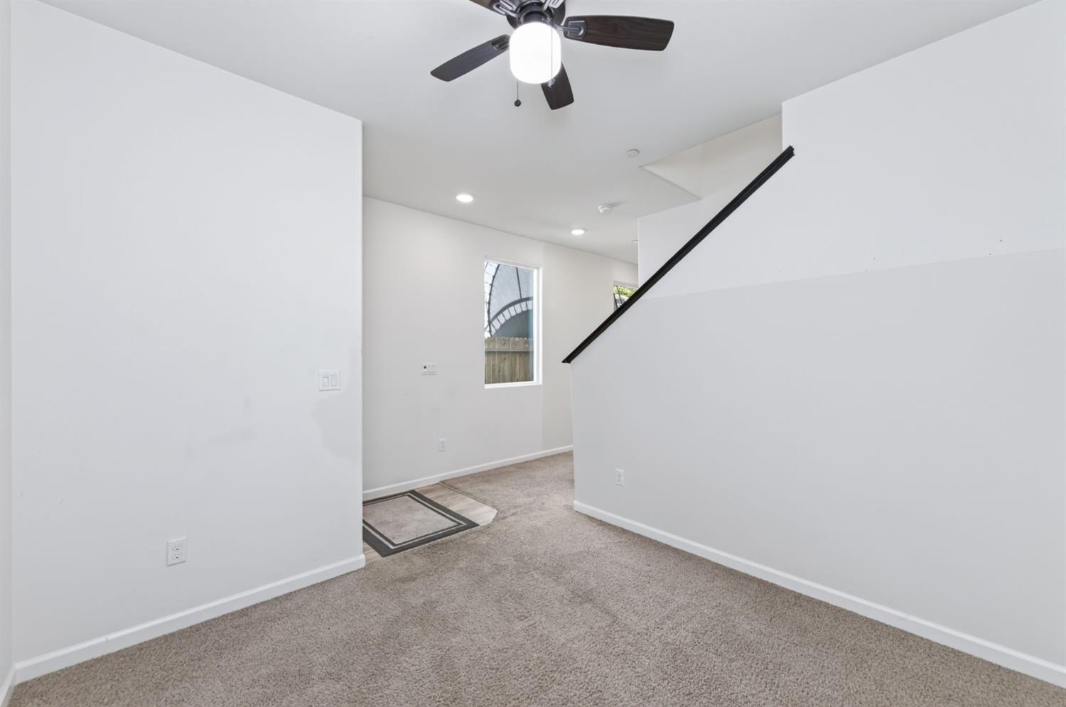 2309 S Justin Ave, Fresno, CA 93725