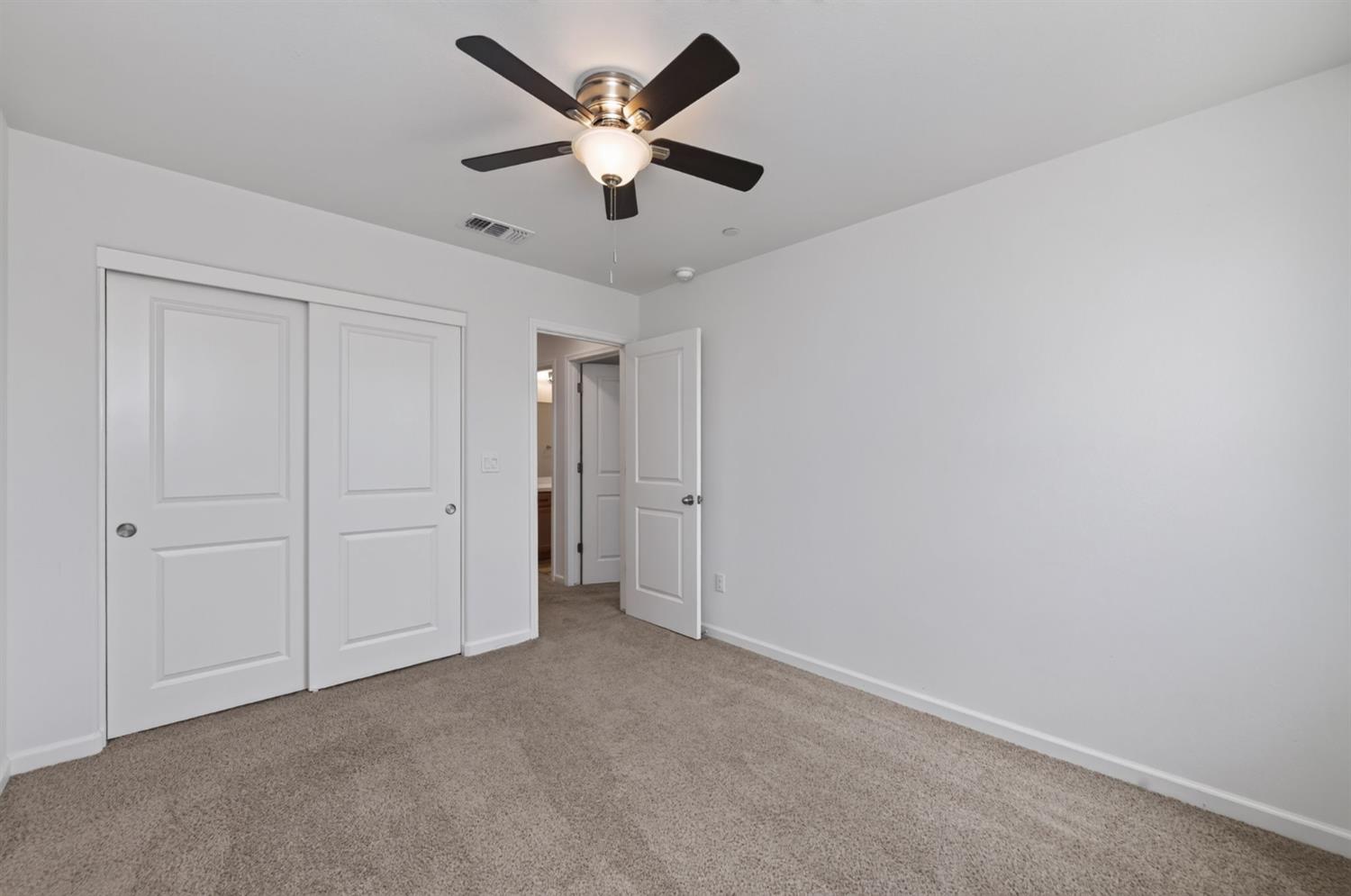 2309 S Justin Ave, Fresno, CA 93725