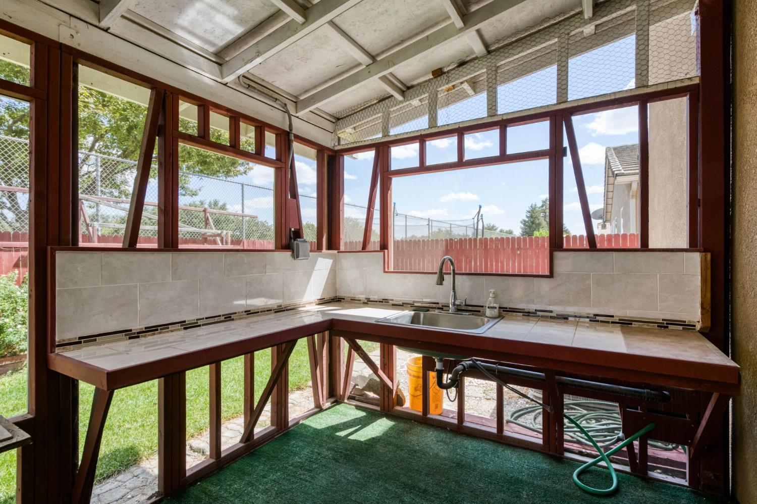 2309 S Justin Ave, Fresno, CA 93725