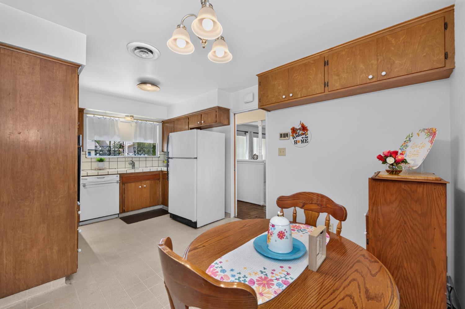 1256 E San Bruno Ave, Fresno, CA 93710