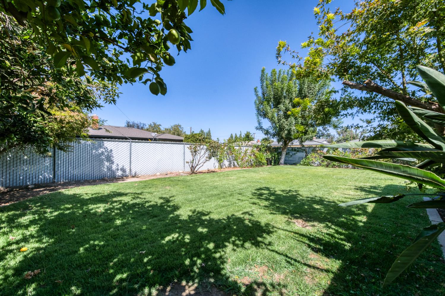 1256 E San Bruno Ave, Fresno, CA 93710