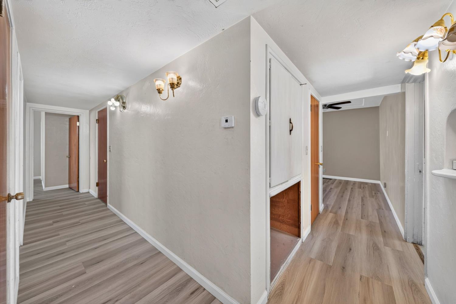 1517 N Teilman Ave, Fresno, CA 93728