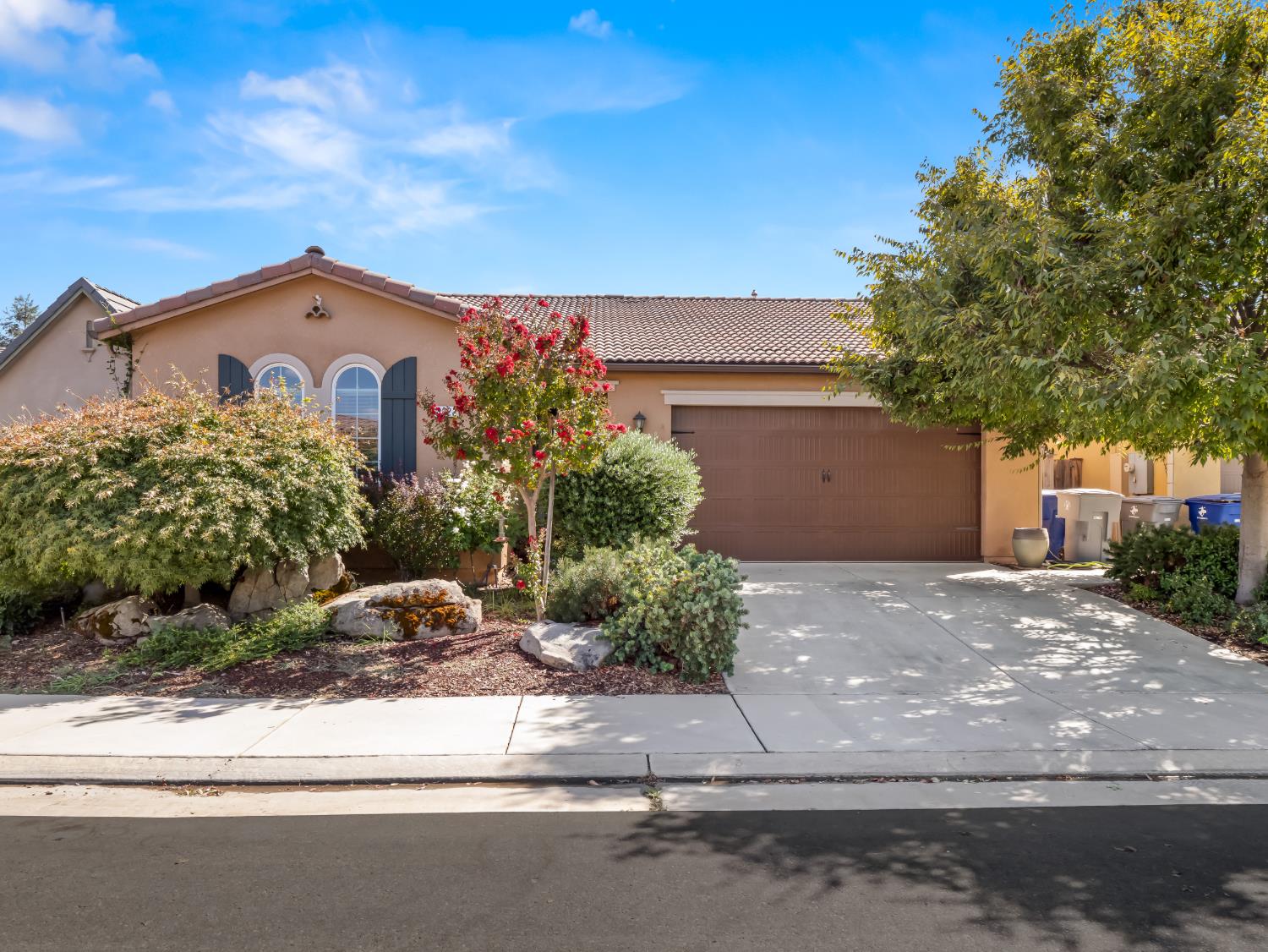 3022 Celeste Ave, Clovis, CA 93619