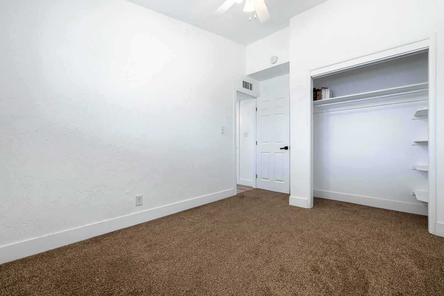 138 W Escalon Ave, Fresno, CA 93704