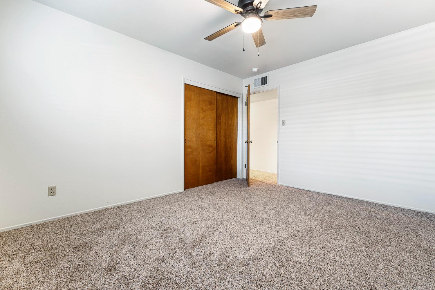 212 Harvard Ave, Coalinga, CA 93210