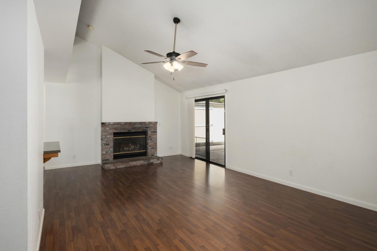 3237 Renn, Clovis, CA 93611