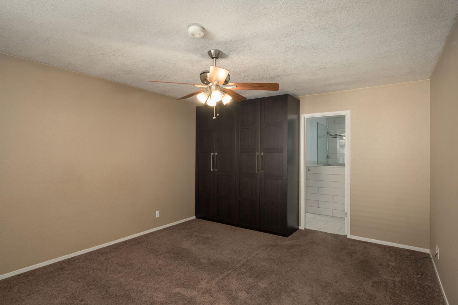 3237 Renn, Clovis, CA 93611