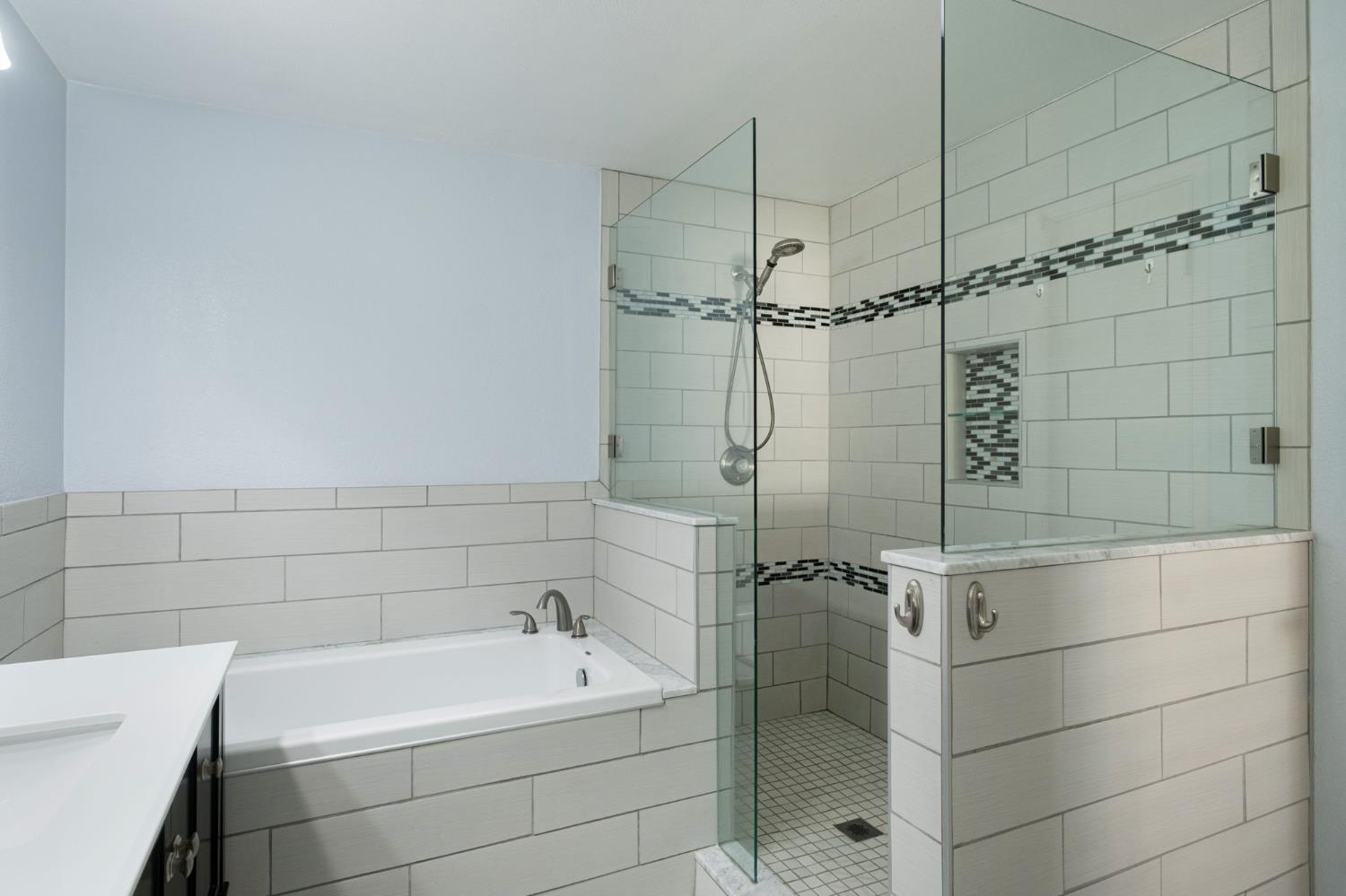 3237 Renn, Clovis, CA 93611