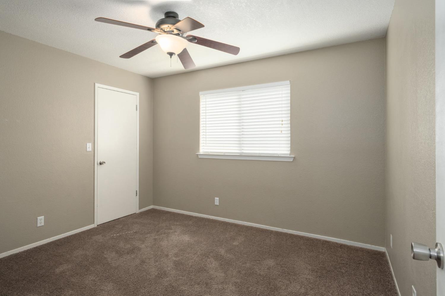 3237 Renn, Clovis, CA 93611