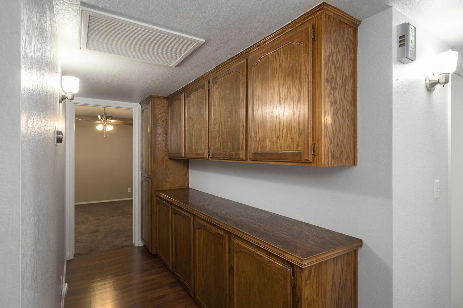 3237 Renn, Clovis, CA 93611
