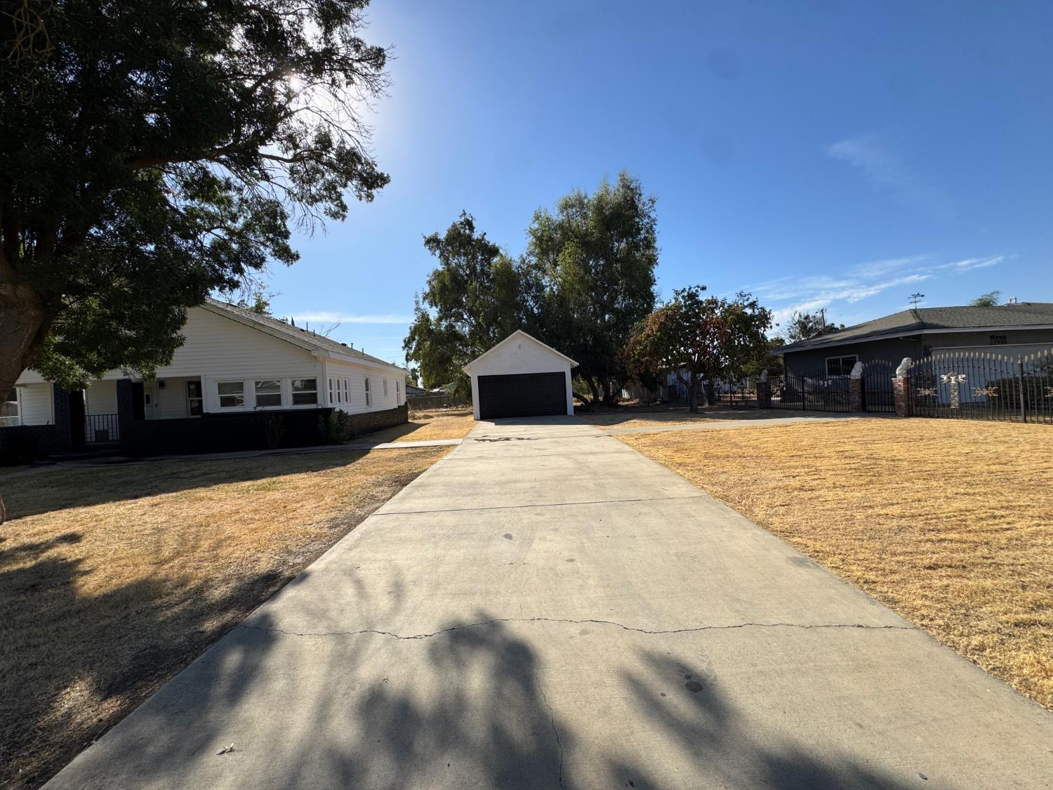 22544 Elm St, Chowchilla, CA 93610