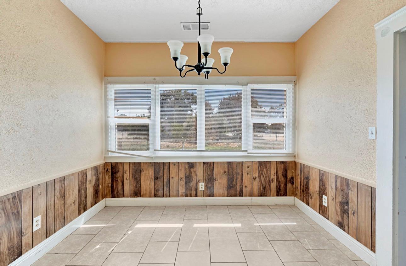 22544 Elm St, Chowchilla, CA 93610