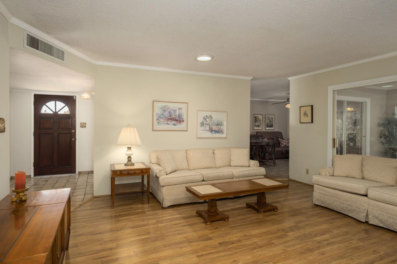 134 W Wrenwood, Fresno, CA 93704