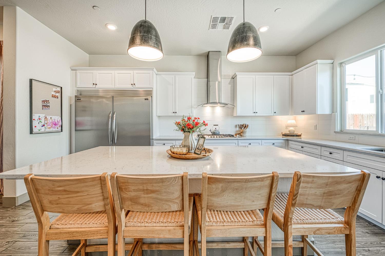 6334 E Garland Ave, Fresno, CA 93727