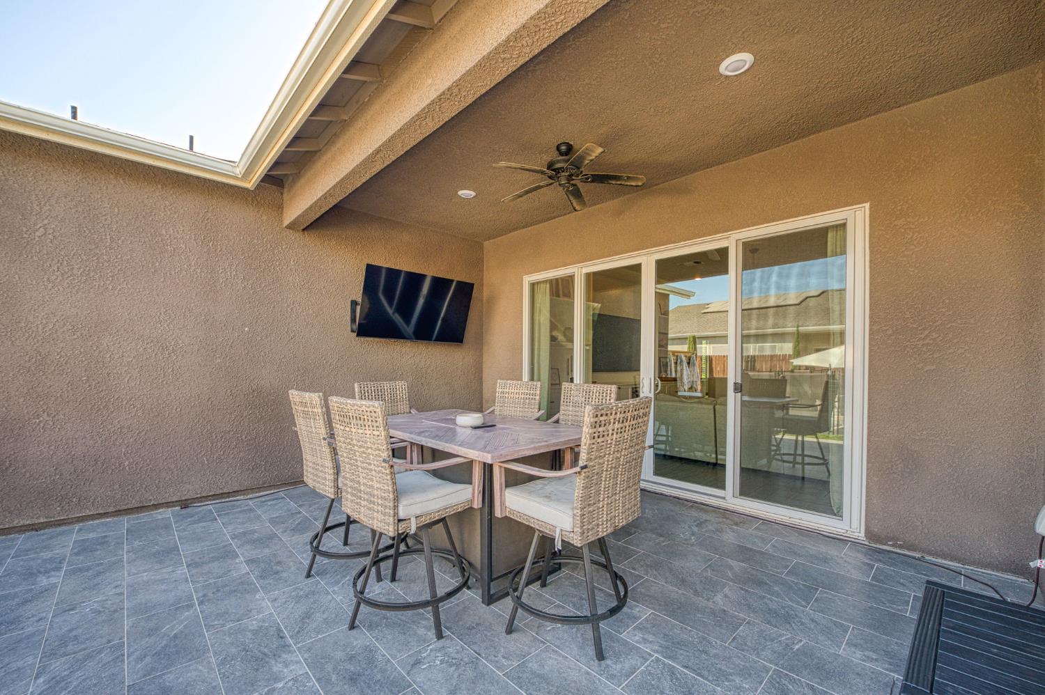 6334 E Garland Ave, Fresno, CA 93727