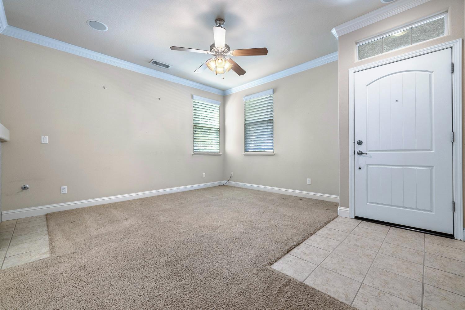 4230 Prescott Ln, Clovis, CA 93619