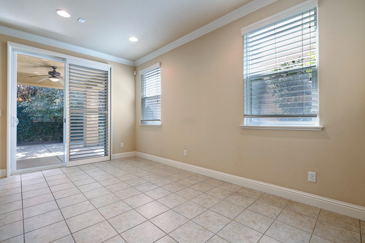 4230 Prescott Ln, Clovis, CA 93619