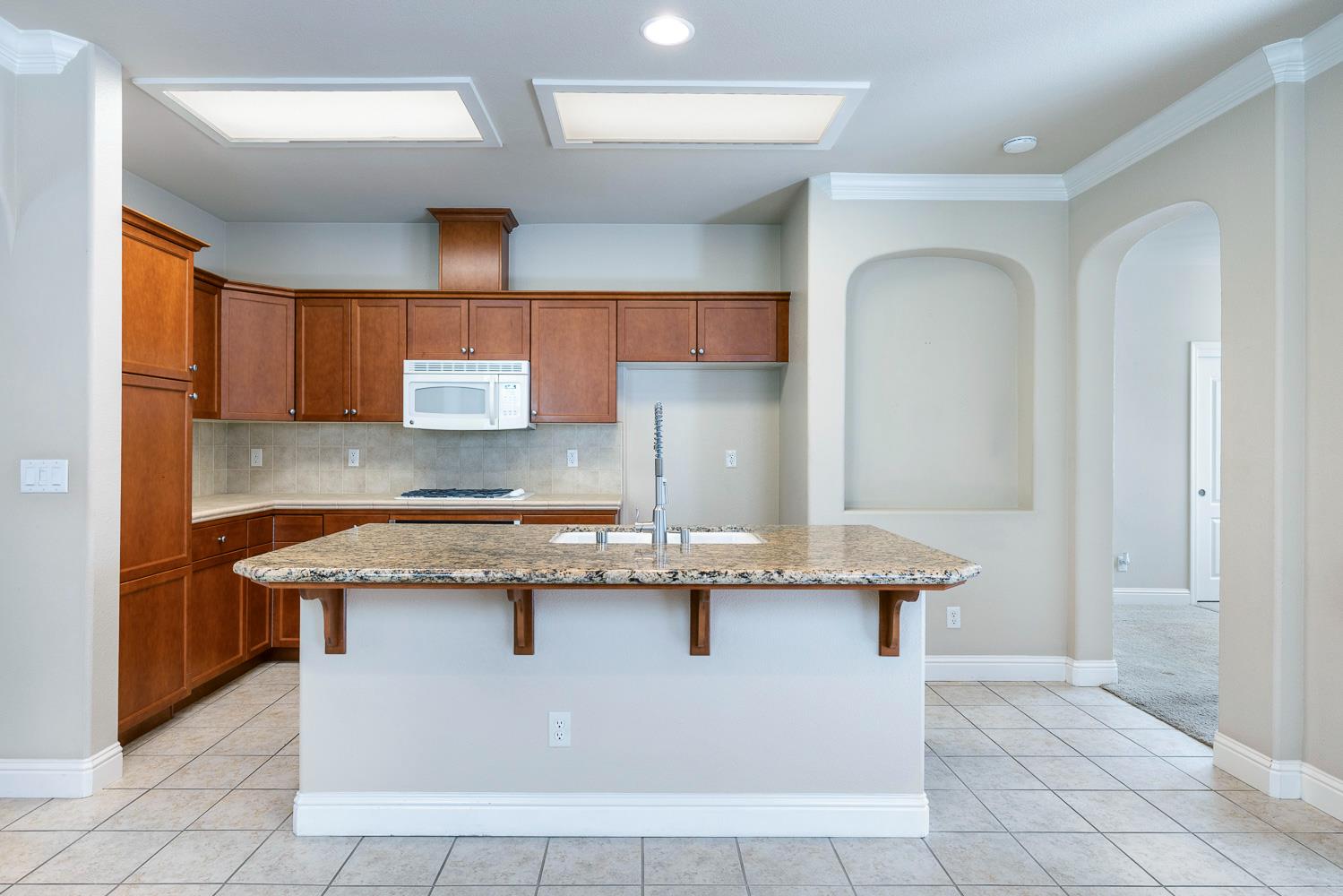 4230 Prescott Ln, Clovis, CA 93619