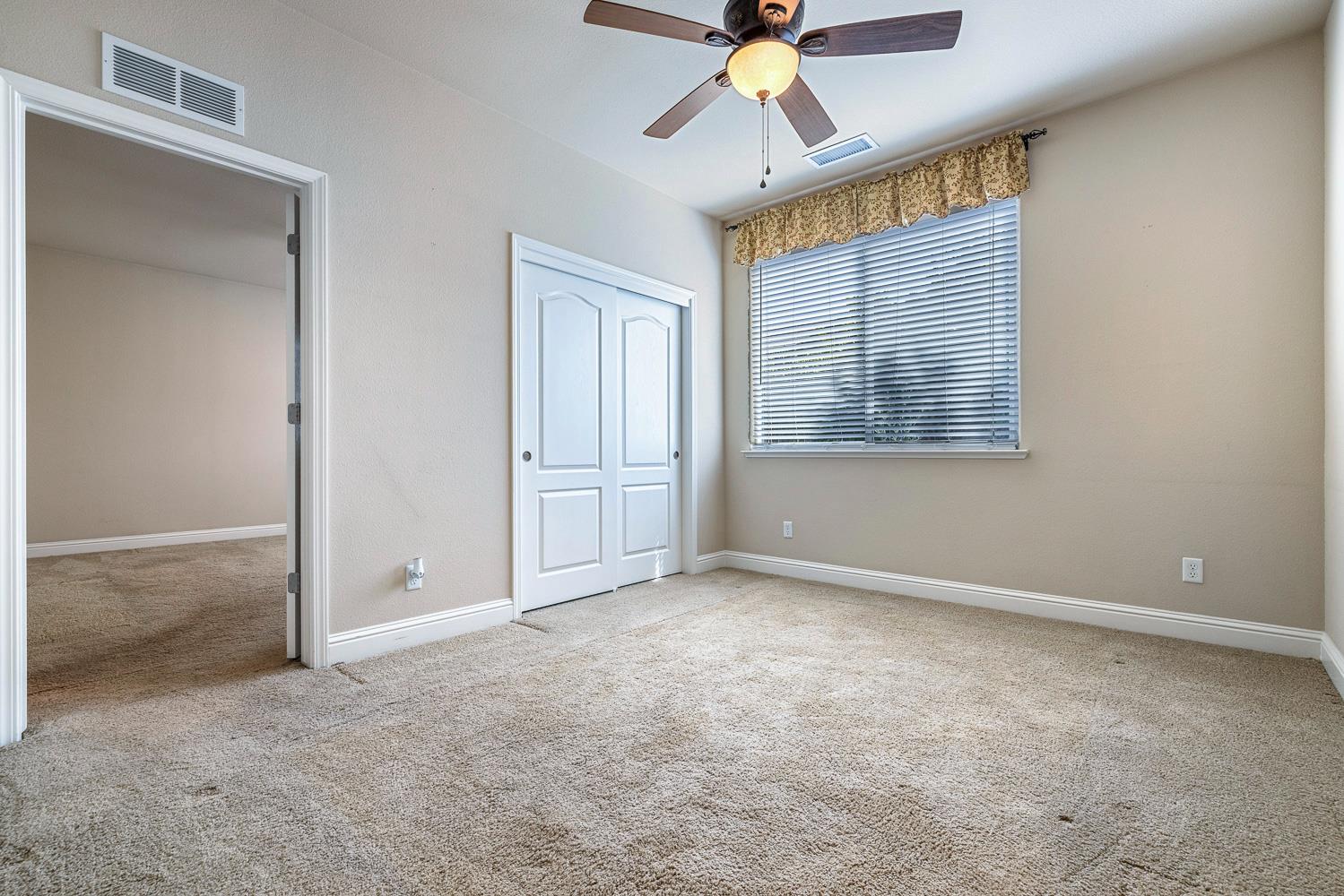 4230 Prescott Ln, Clovis, CA 93619