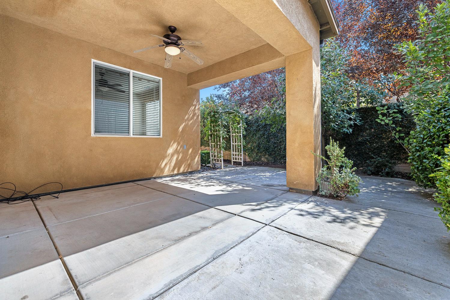 4230 Prescott Ln, Clovis, CA 93619