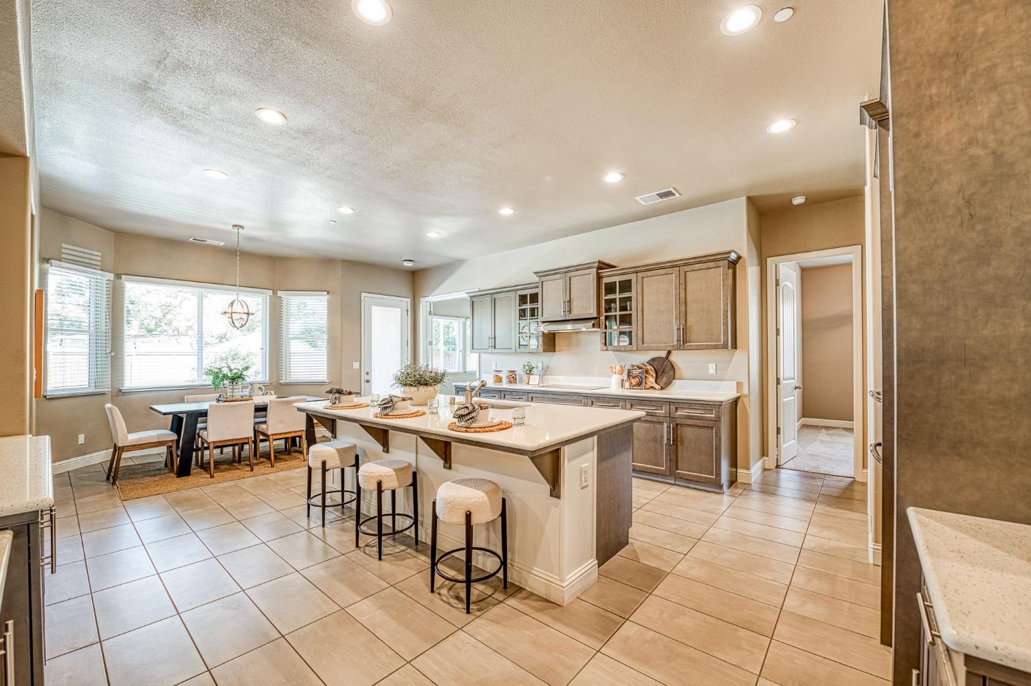 89 Polson Ave, Clovis, CA 93612